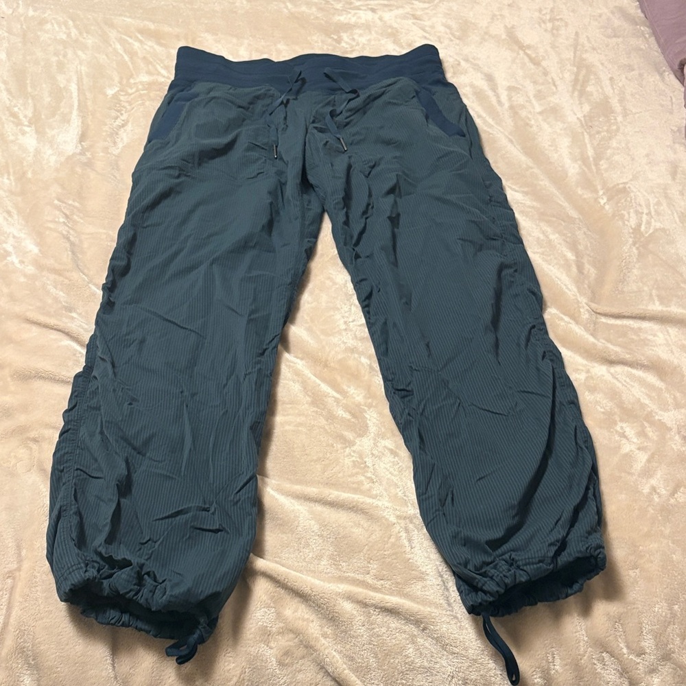 Lululemon dance studio jogger 10